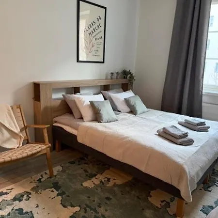 A Cozy In The Heart Of Kallio * Helsingfors